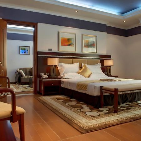 Cyan Hotel Addis Ababa Ngoại thất bức ảnh